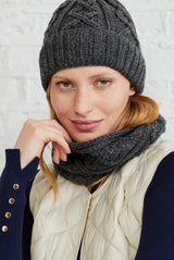 Czapka Aran z wełny super soft merino - grafitowa