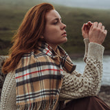 Szalik z wełny merino z tartanem Classic Camel