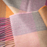 Szalik z wełny merino w w różową i musztardową kratkę