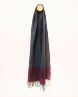 szal z wełny jagnięcej w niebiesko brązowo purpurowych kolorach