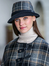 Damski kapelusz wełniany typu clodagh w szarą i czarną kratkę