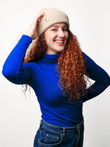 beżowa czapka damska