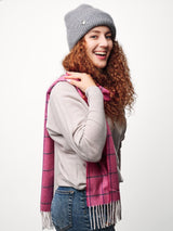 szara czapka wełniana