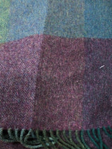 Szalik z wełny jagnięcej w purpurowo zieloną kratkę