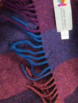 Szalik z wełny jagnięcej w rdzawo popielatą kratkę