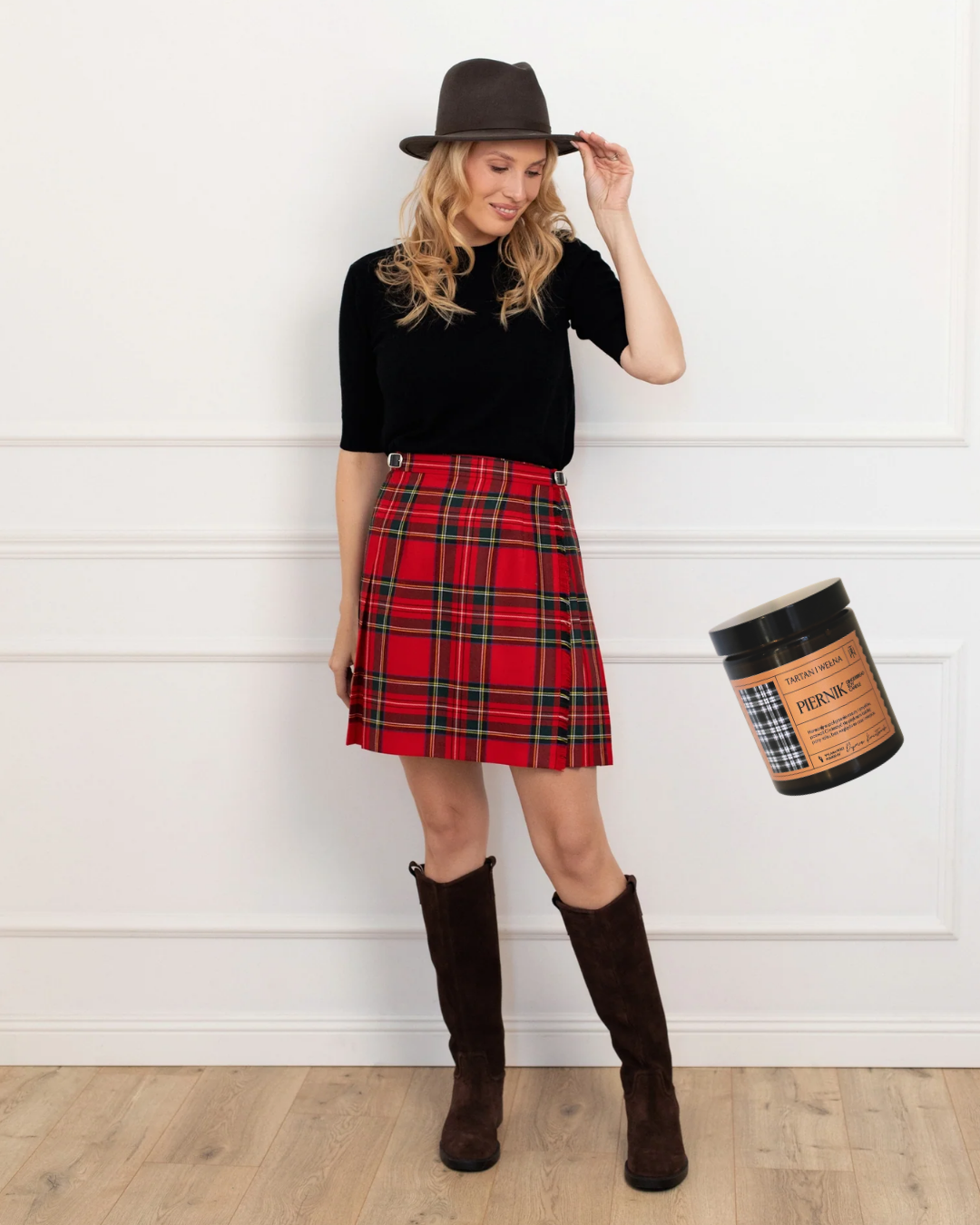 Krótka wełniana spódnica typu kilt w kratę – tartan Royal Stewart