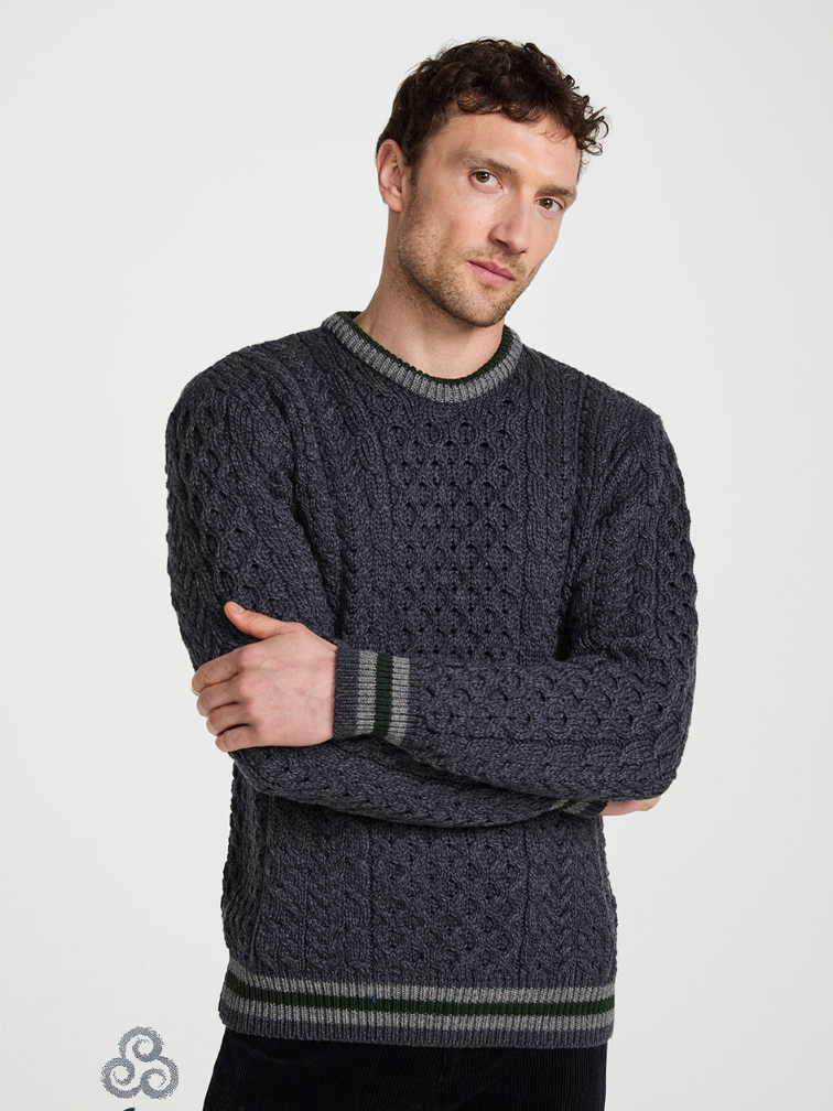 Sweter męski z wełny merino - grafitowy z szarym akcentem