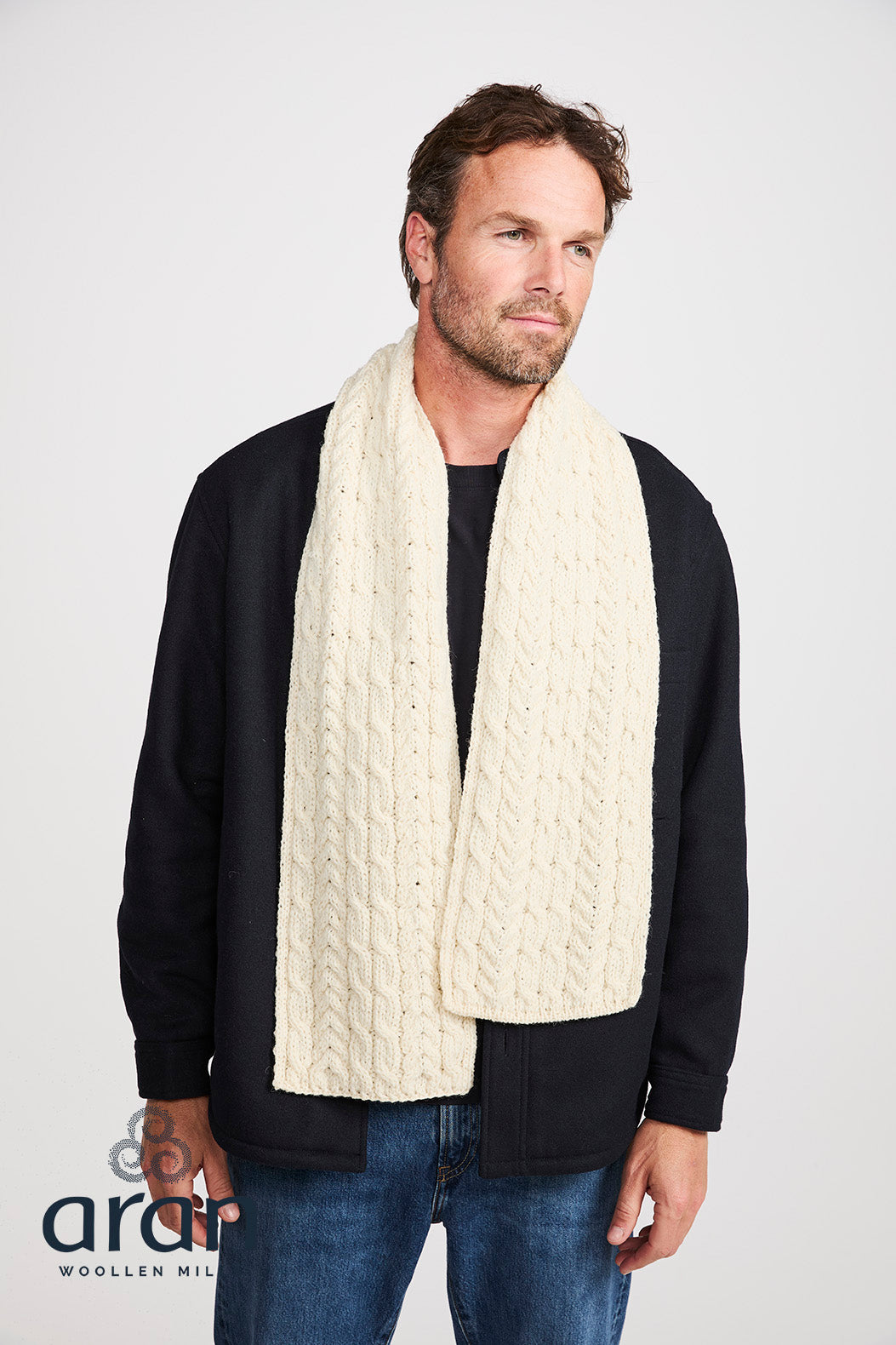 Szal Aran z wełny owczej - w kolorze kremowym