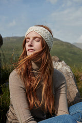 Opaska na głowę z wełny super soft merino - w kolorze kremowym