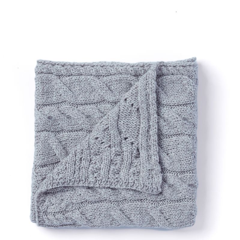 Jasnoszary koc Aran z wełny merino supersoft - poranna mgiełka