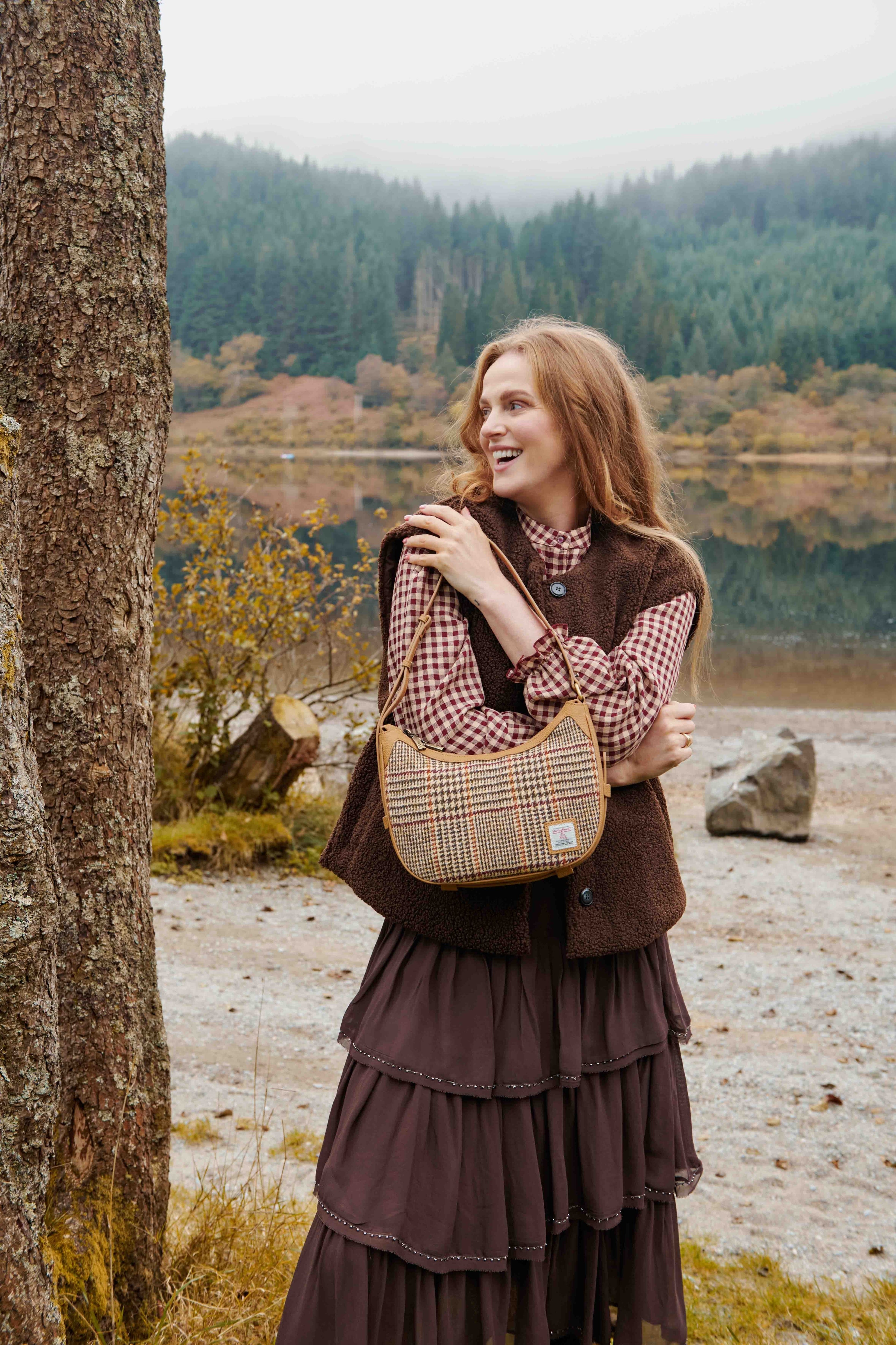 Beżowa torebka Ellon z Harris Tweedu i skóry w pepitkę