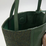 Zielona torebka Orlagh z Harris Tweedu i skóry w kratkę