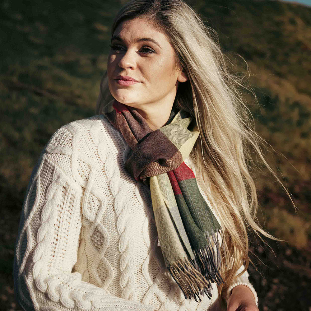 Szalik z wełny merino w kratkę - jesienny blask