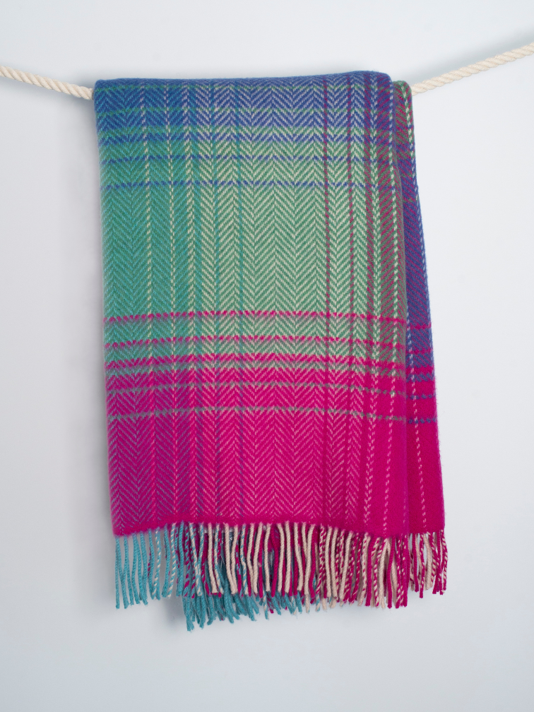 Wielobarwny koc z wełny merino i kaszmiru