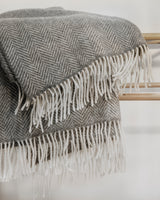 Koc z welny merino i kaszmiru w jodelke 136x180 cm