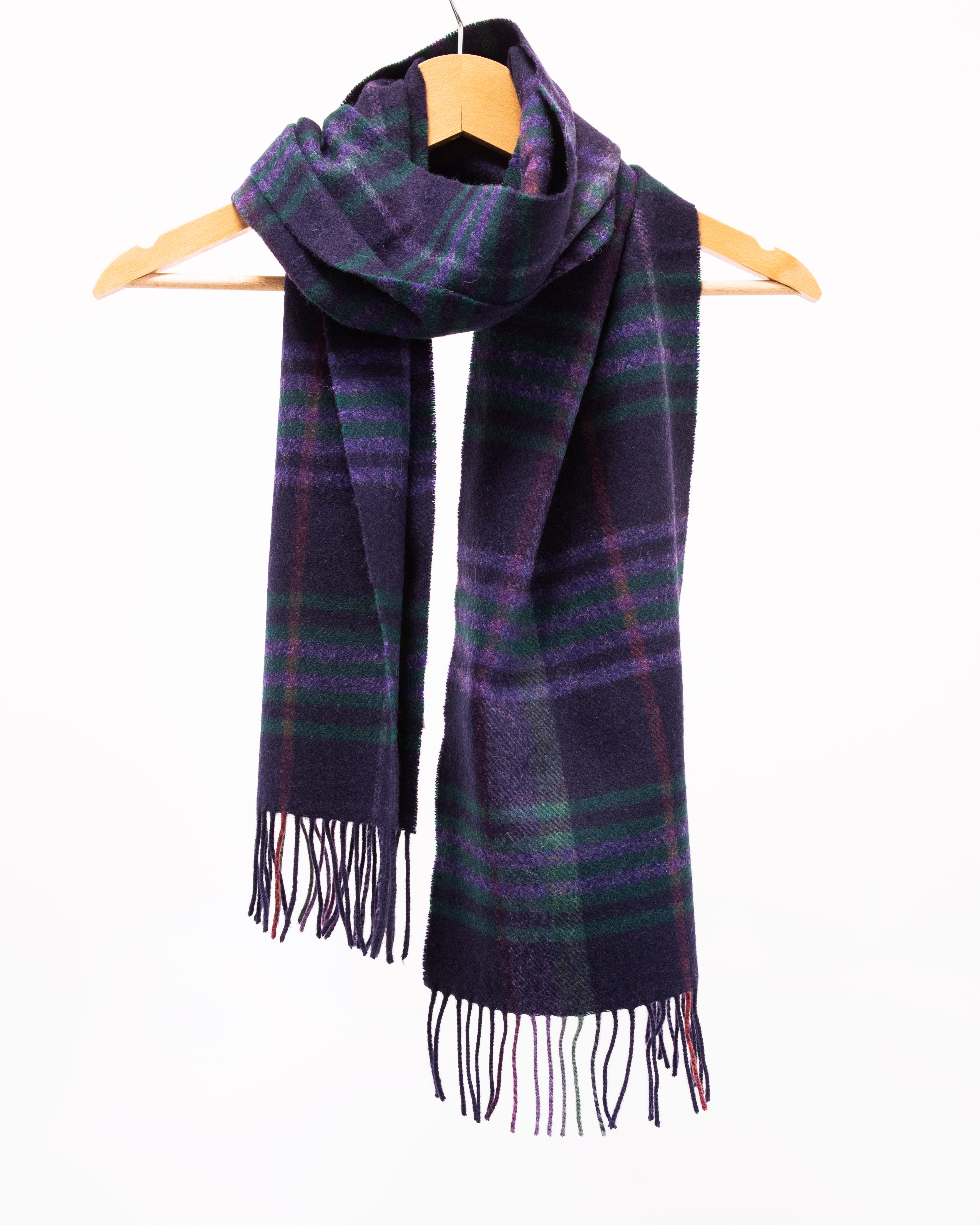 Szalik z wełny jagnięcej w granatowo purpurową kratkę