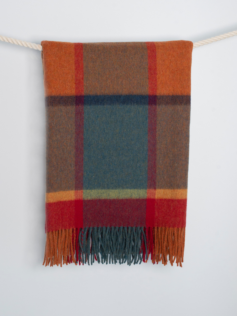 Koc z wełny jagnięcej - tajemnicza tundra