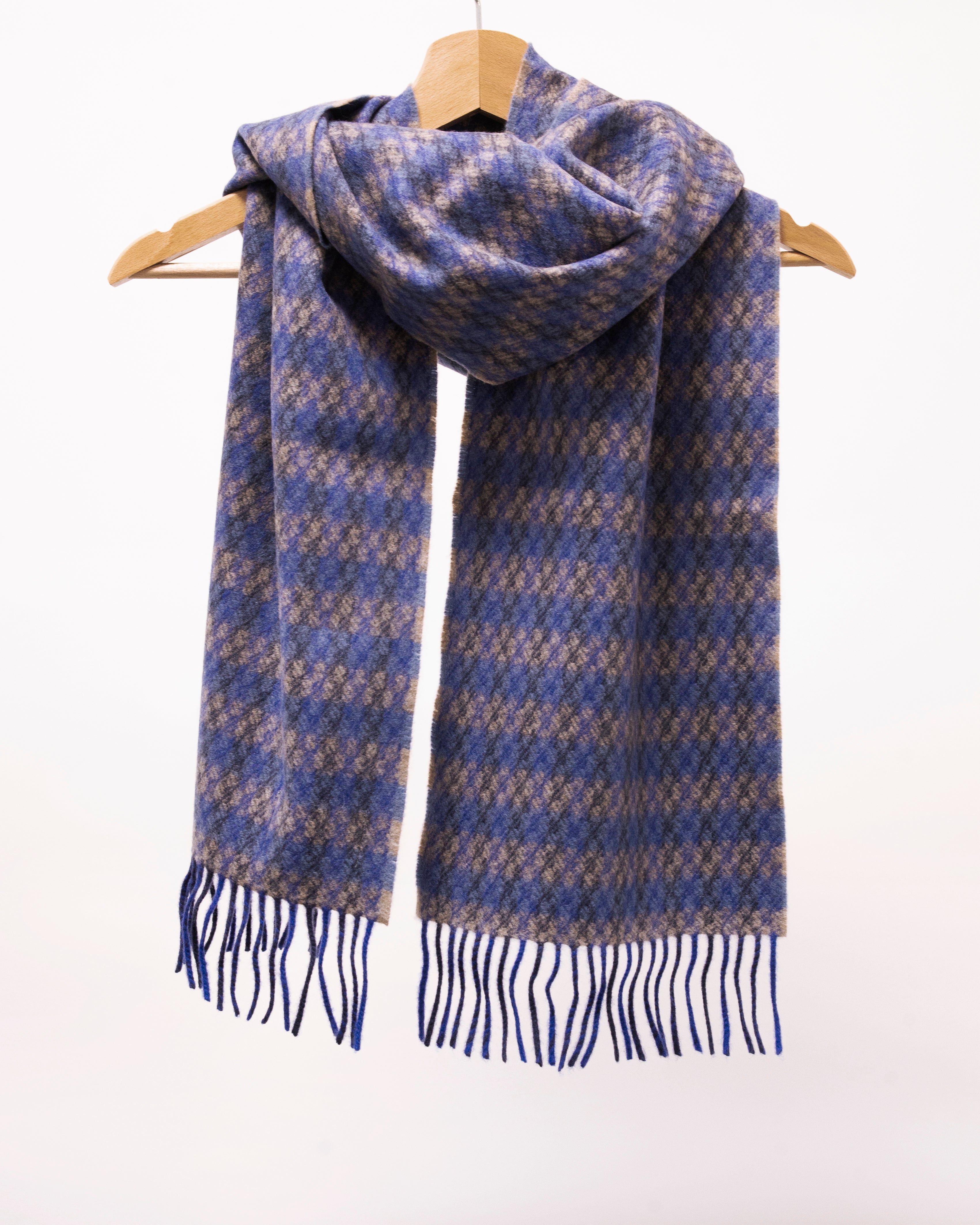 Niebiesko beżowy szalik z kaszmiru i wełny w jodełkę