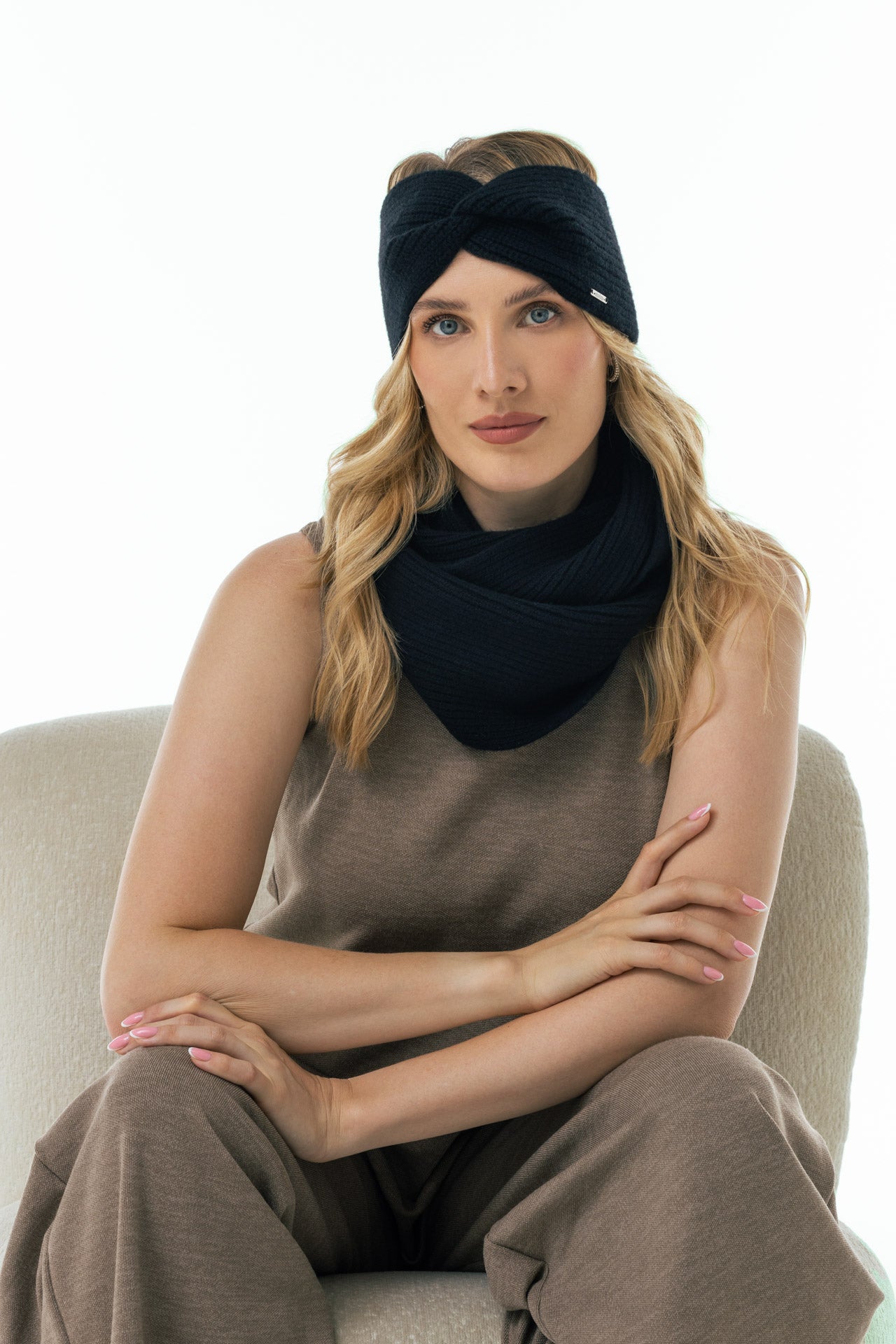 Komin z wełny merino - czarny