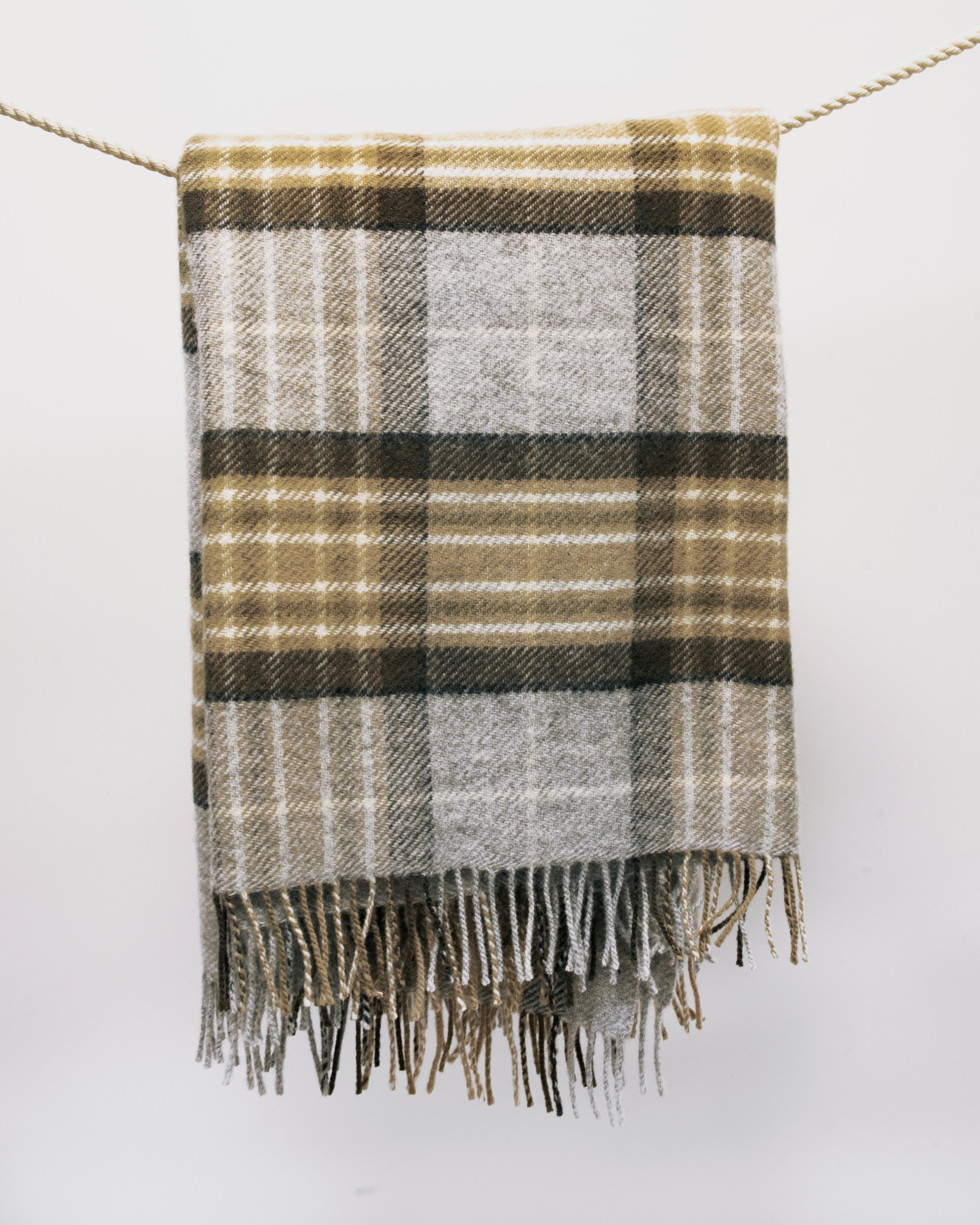 Koc wełniany z tartanem McKellar