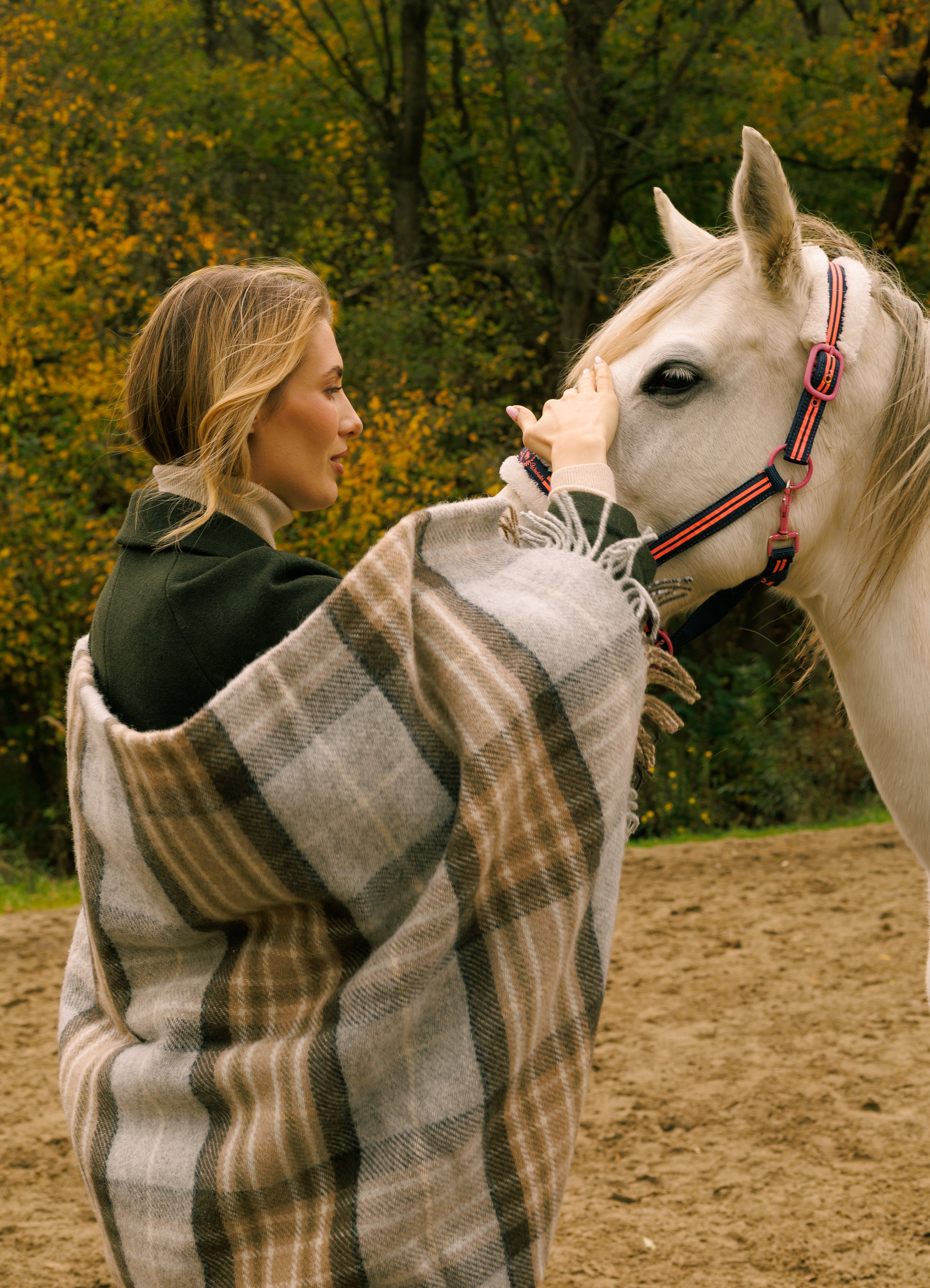 Koc wełniany z tartanem McKellar