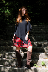Krótka wełniana spódnica typu kilt w kratę – tartan Royal Stewart