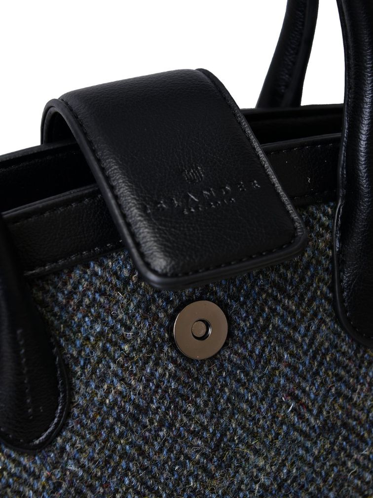 Czarna torebka tiree tote. islander