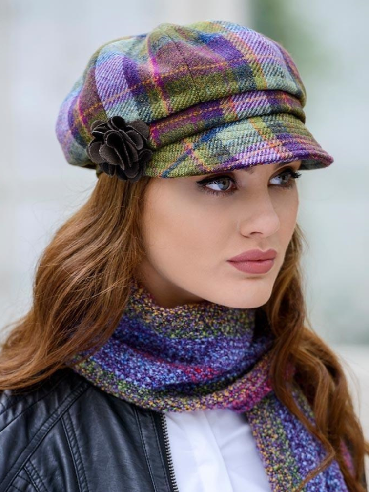 Damski kapelusz wełniany typu newsboy w kratkę purpurowo-zieloną