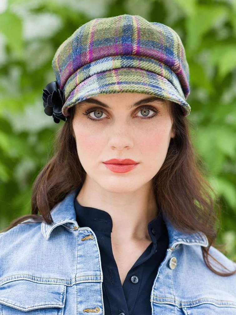 Damski kapelusz wełniany typu newsboy w kratkę purpurowo-zieloną