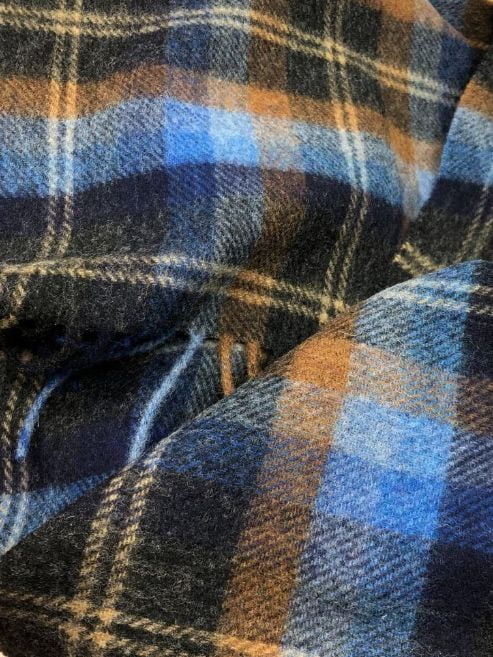Krótki szalik z wełny jagnięcej Blue Orange Mix Check
