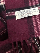 Krótki szalik z wełny jagnięcej Maroon Black Check