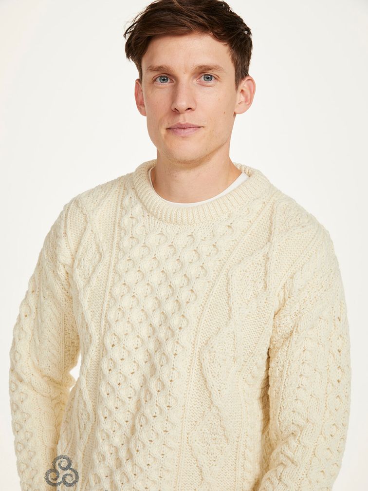 biały sweter unisex z wełny czesankowej