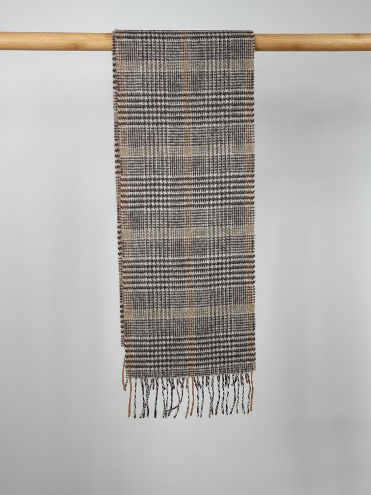 brązowo-szary szalik glencheck