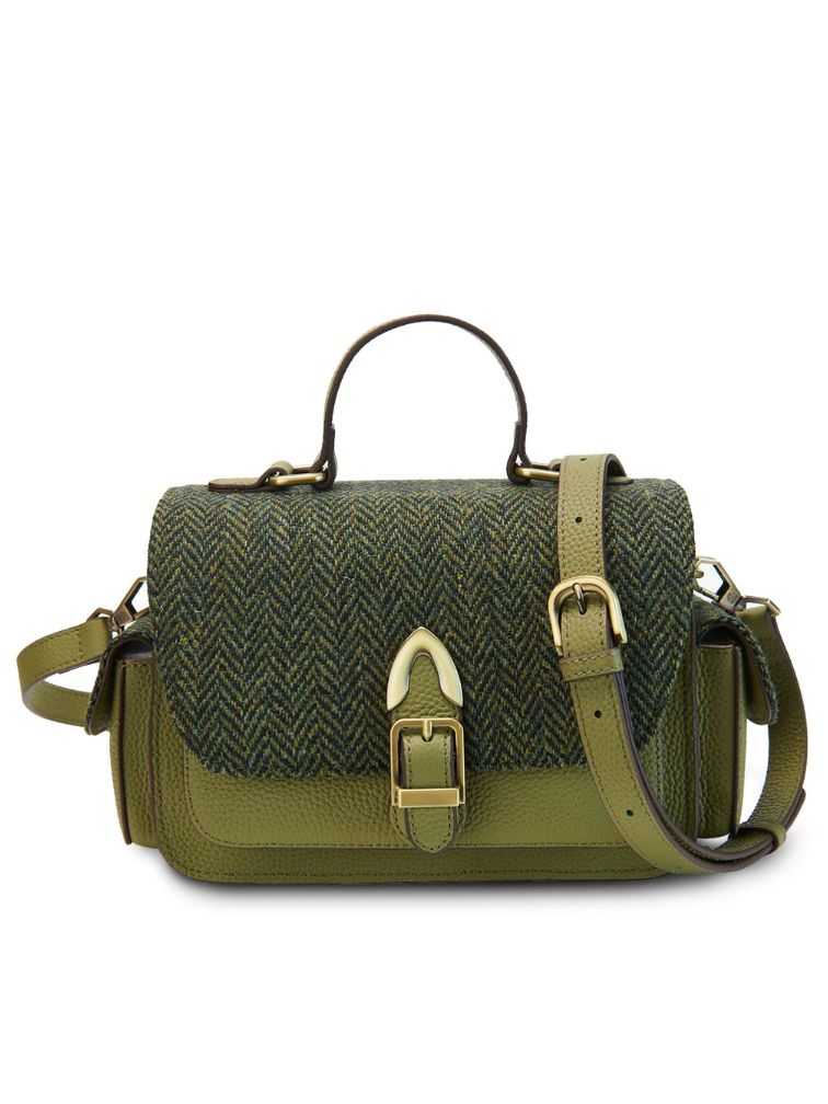 oliwkowa torebka crossbody z metalowym zapięciem w jodełkę